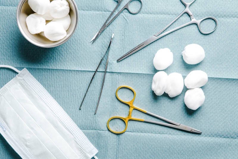 Sterilisierte Instrumente für Kleinchirurgische Eingriffe
